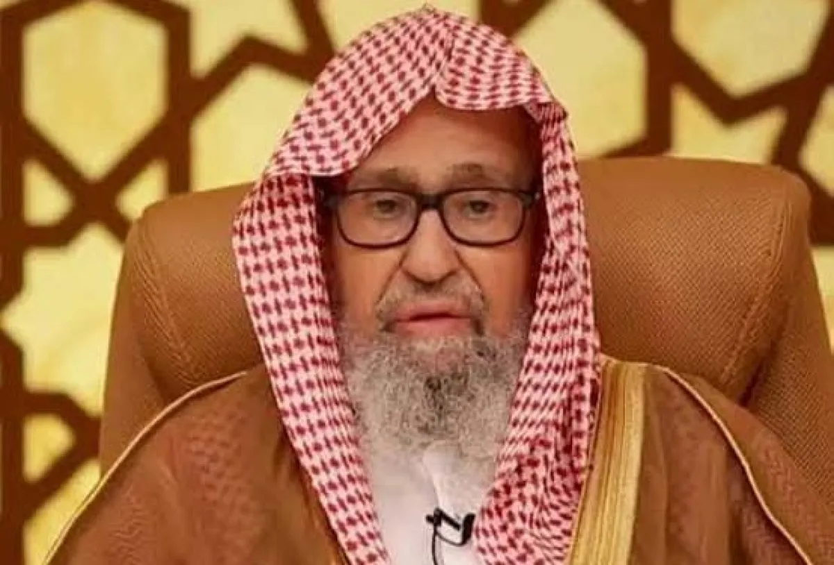 مفتي السعودية يدعو للوقوف صفًا واحدًا في مواجهة الحوثيين واستعادة أمن اليمن واستقراره